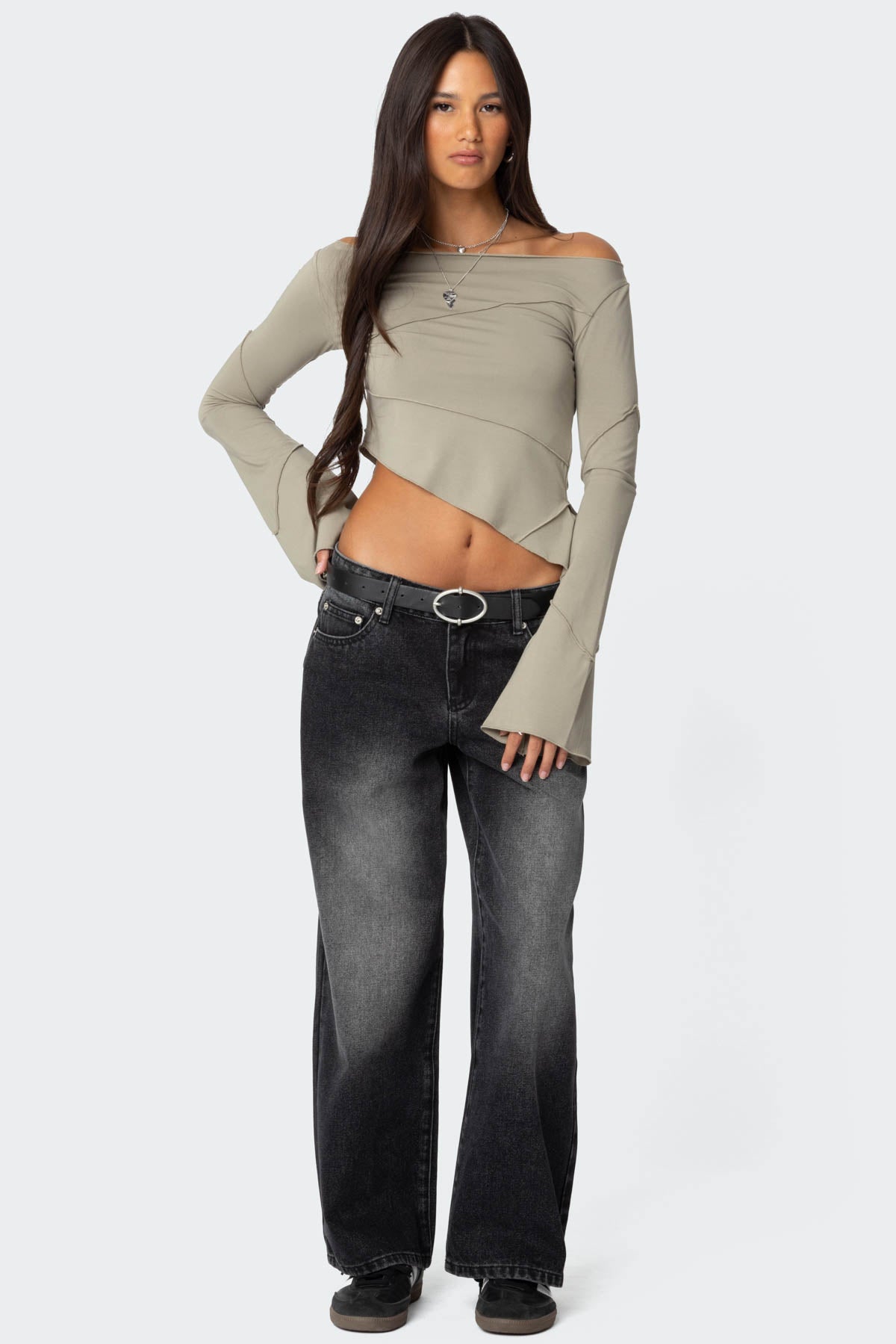 Petite Magda Low Rise Acid Wash Jeans - Image 4