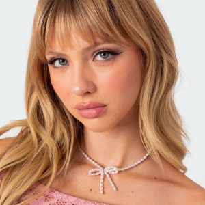 Pearl Bow Necklace