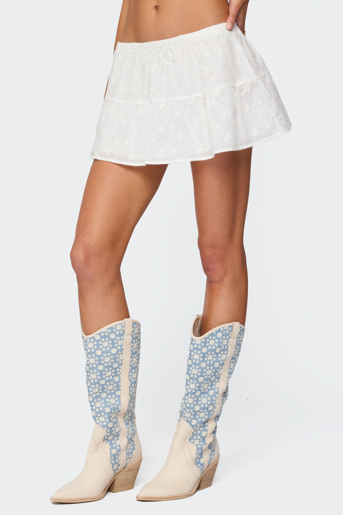 Dora Eyelet Flared Mini Skirt - Image 4