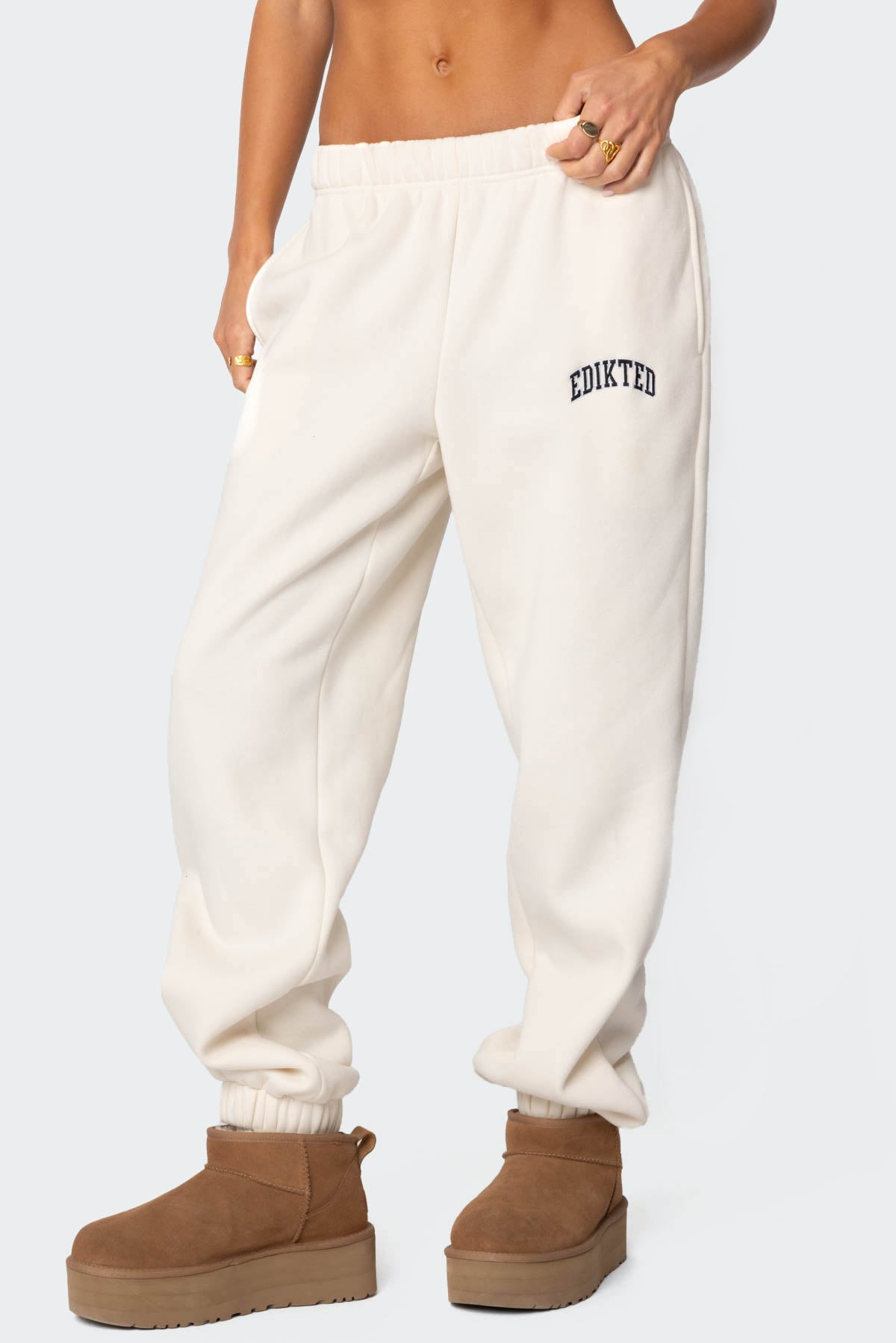 Edikted Babe Oversized Sweatpants - Image 2