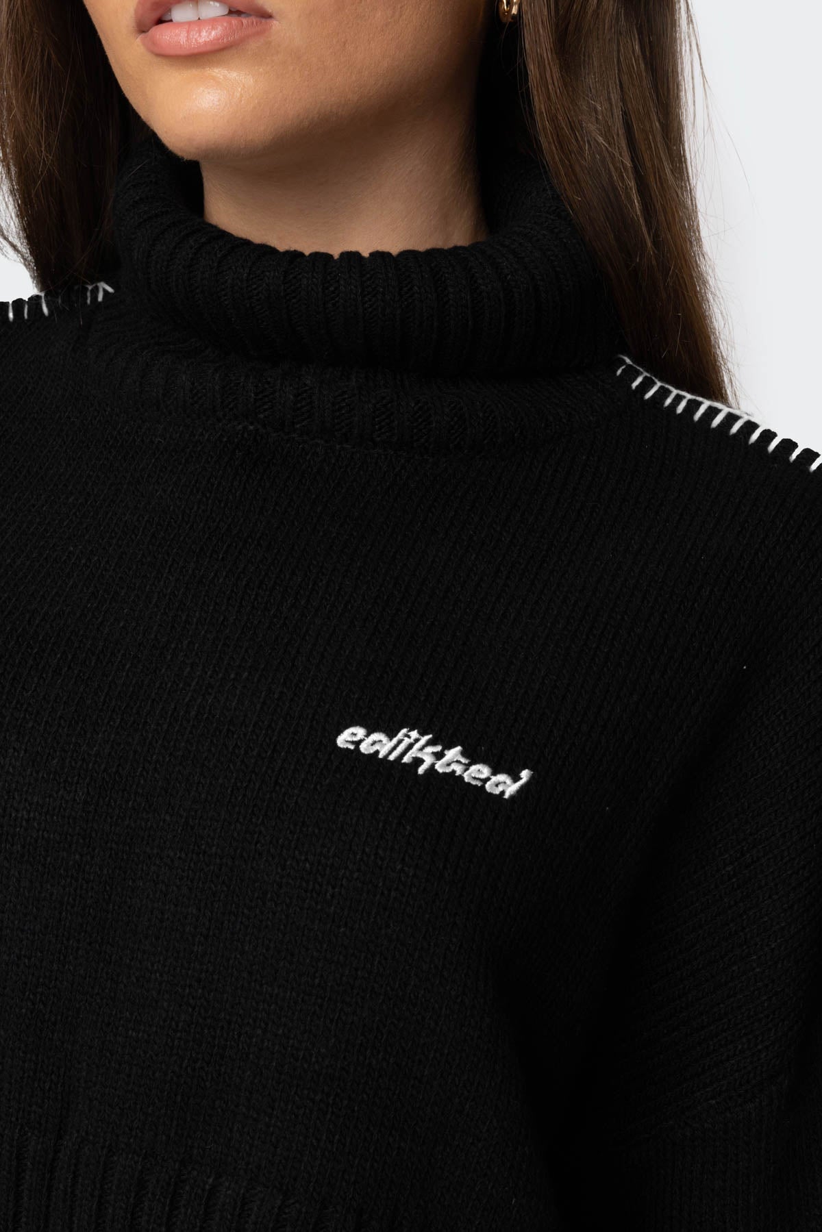 Embroidered Edge Cropped Turtle Neck Sweater - Image 6