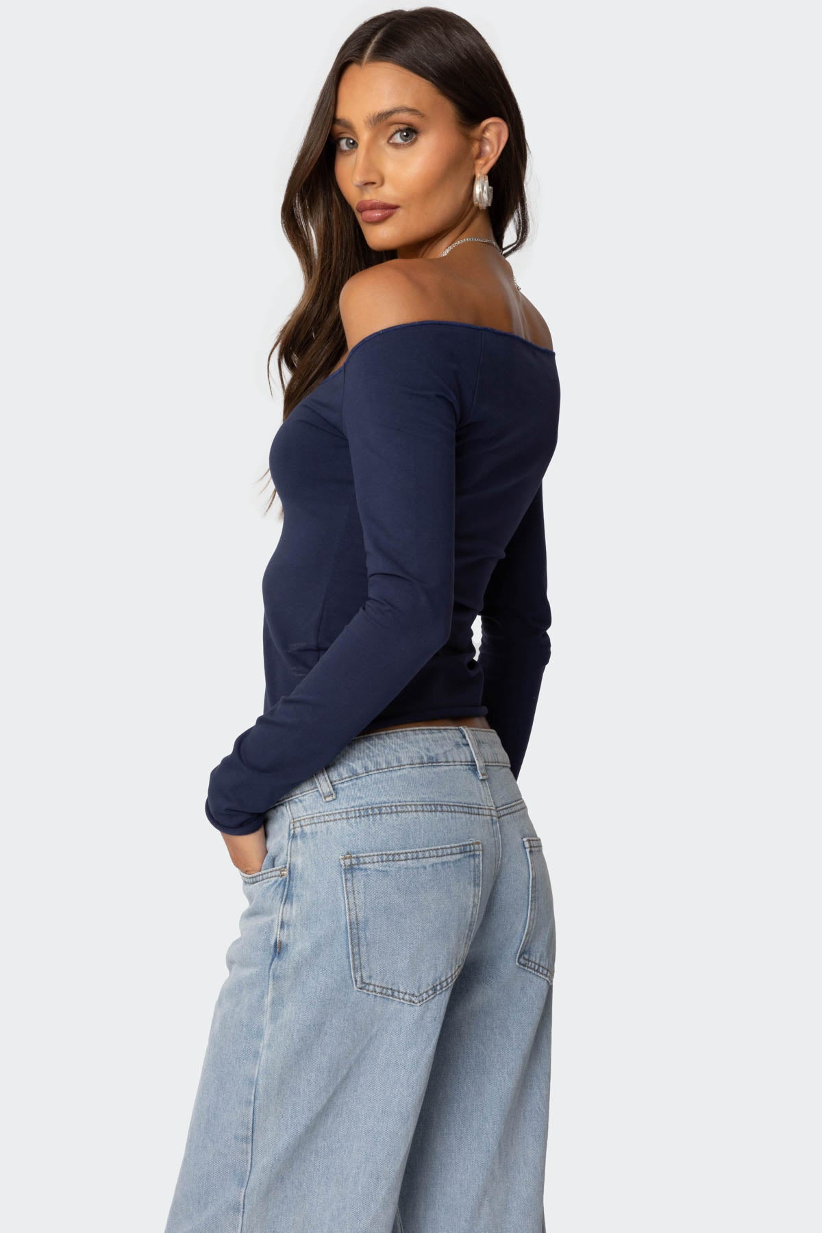 Nattie Off Shoulder V Neck Top - Image 4
