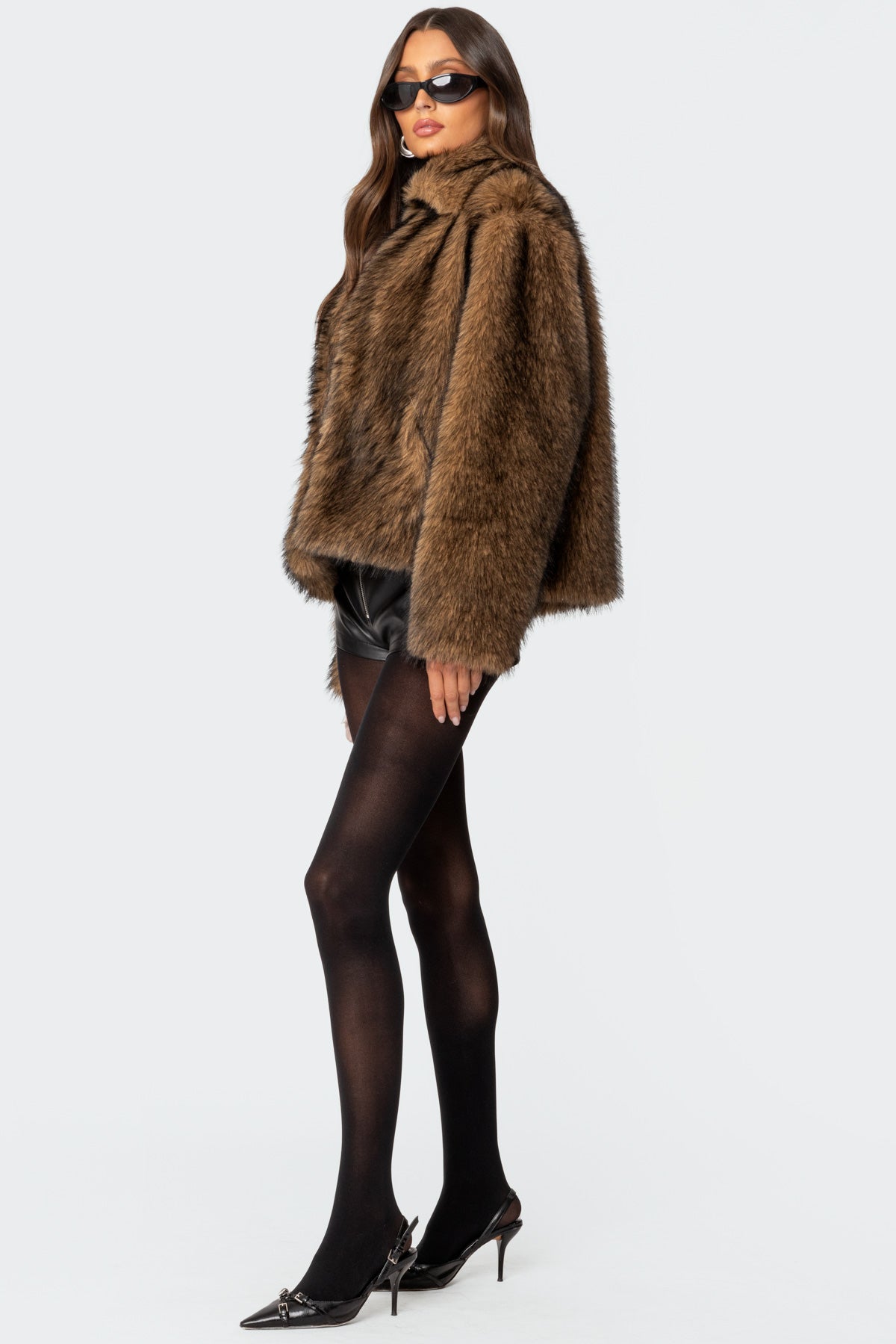 Mob Wife Faux Fur Jacket - Image 4