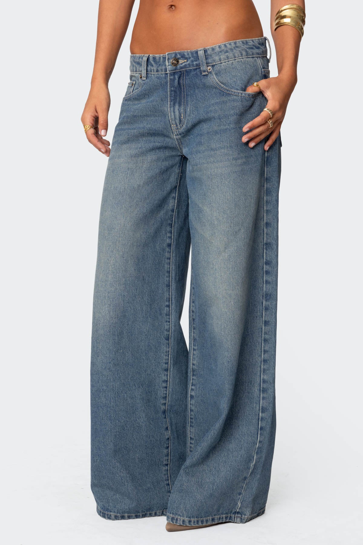 Vyxen Vintage Washed Low Rise Jeans - Image 3