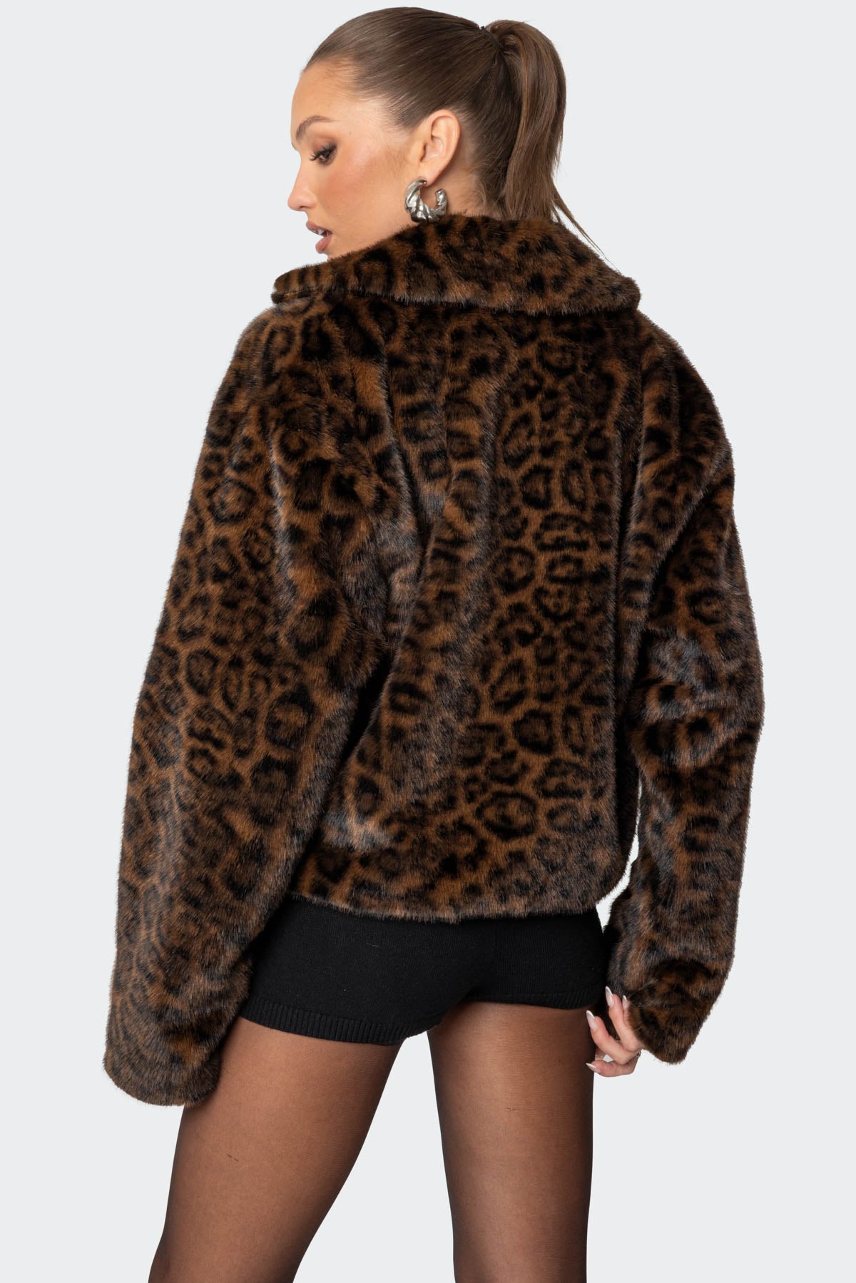 Lady Leopard Faux Fur Jacket - Image 5