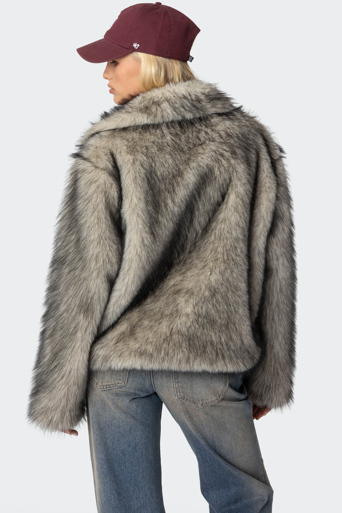 Mob Wife Faux Fur Jacket - Image 5