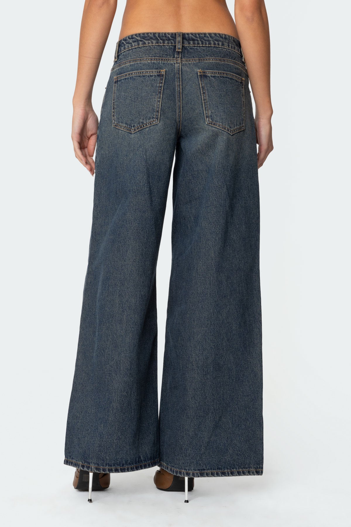 Laney Vintage Washed Low Rise Jeans - Image 4