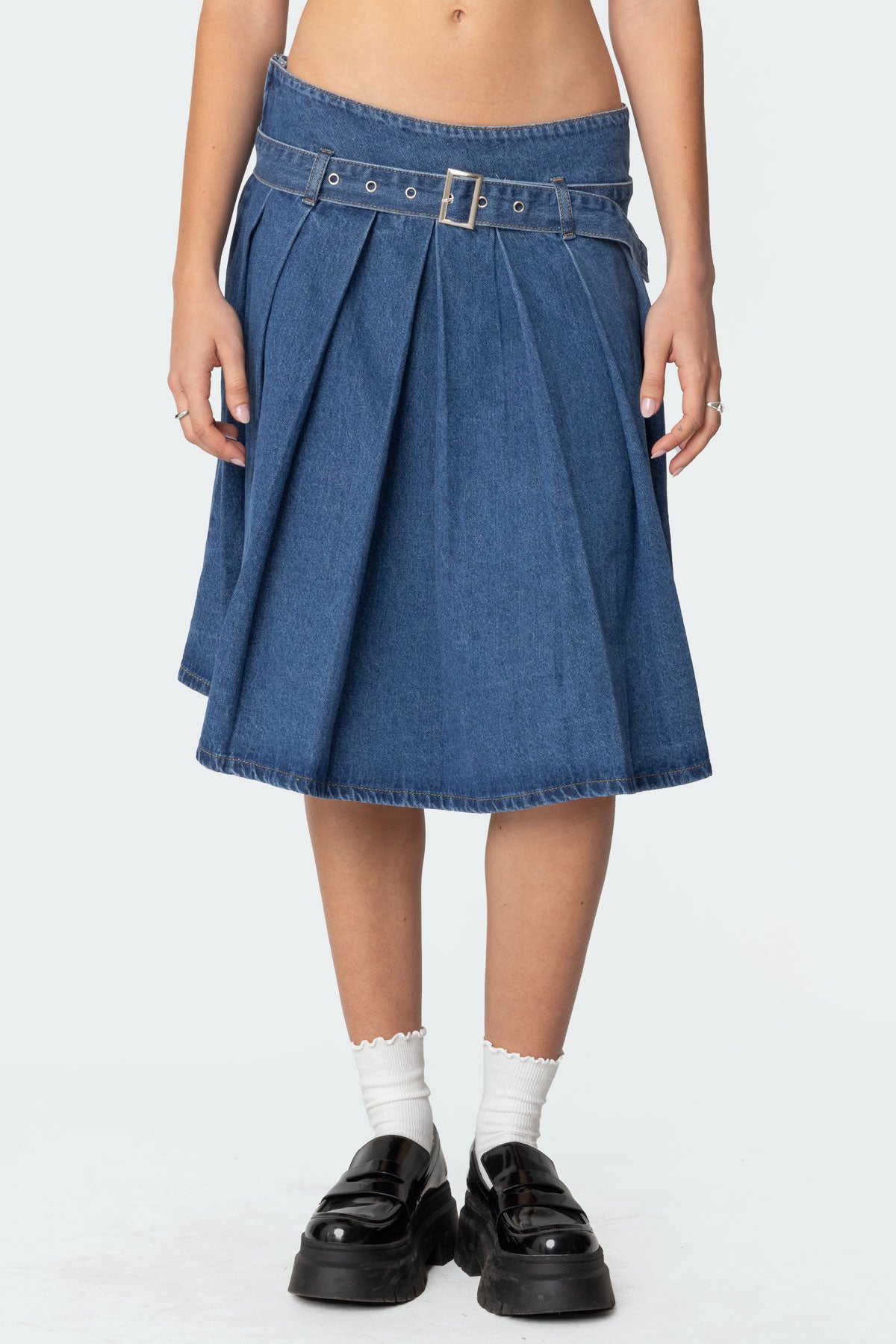Belted Pleated Denim Midi Skirt - Image 2