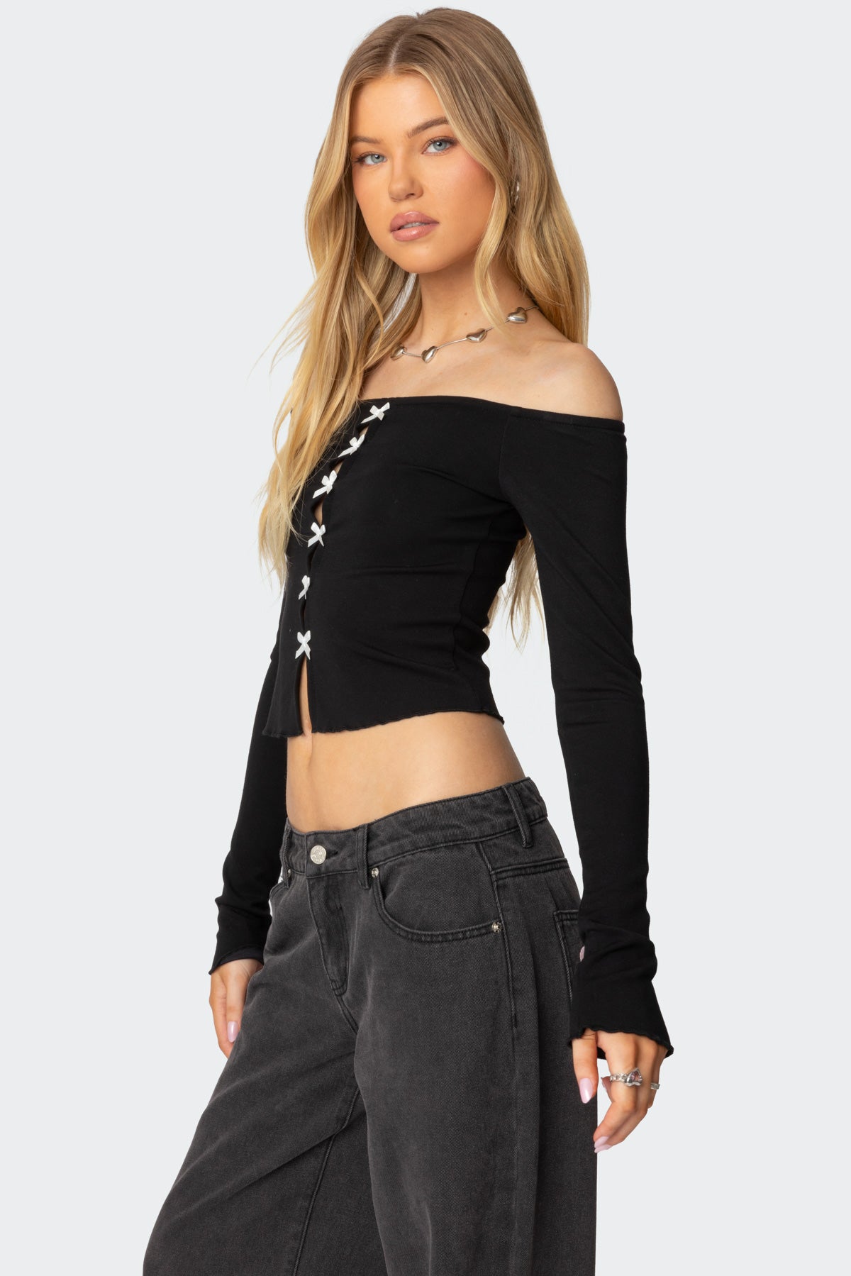 Contrast Bow Off Shoulder Top - Image 3